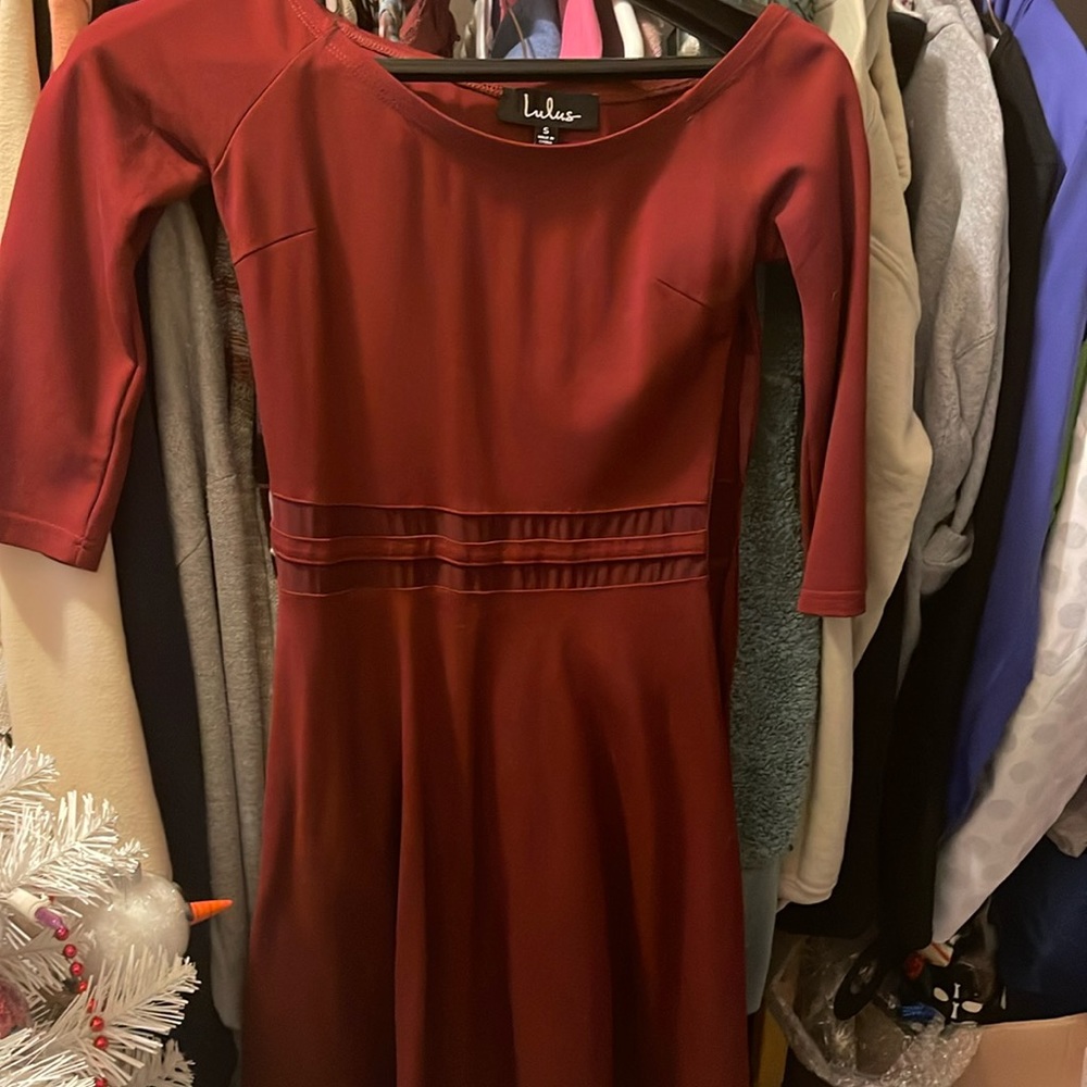 Cute mid length sleeved dress worn twice